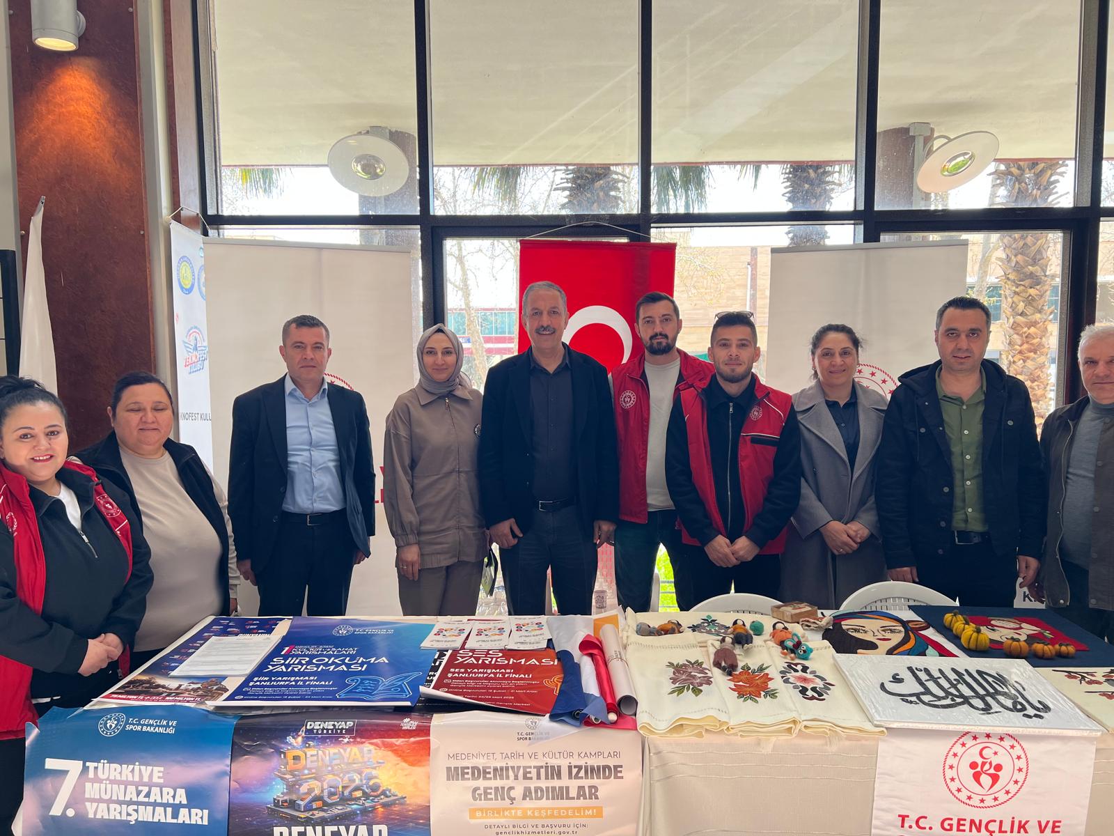 Üniversitemizde Stant Günleri Kapsamında Geniş Katılımlı Toplumsal Farkındalık Etkinliği Gerçekleştirildi